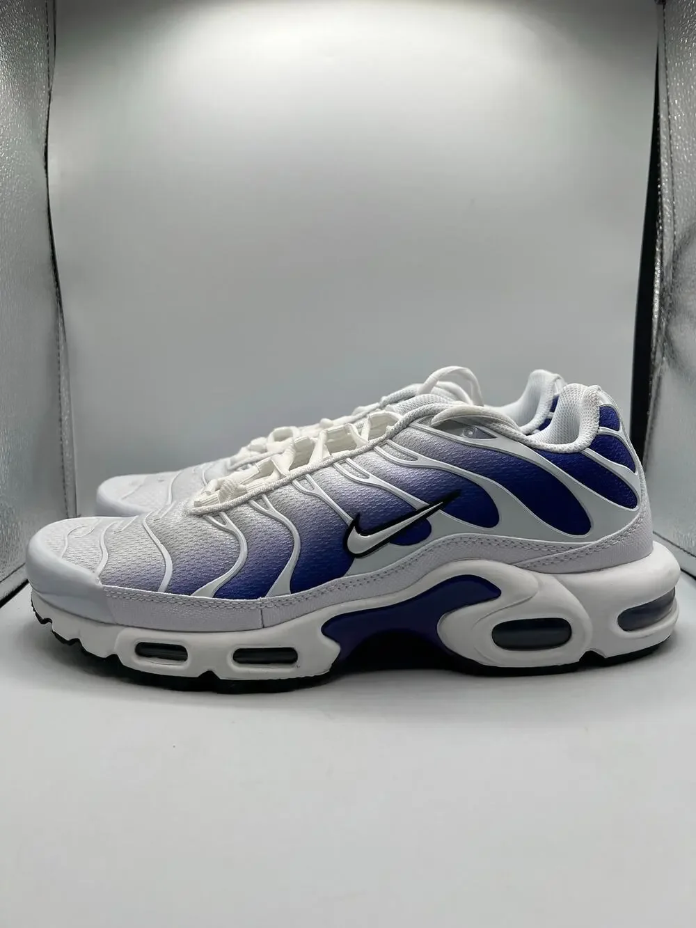 Nike Air Max Plus “White Deep Night” size 10 men’s